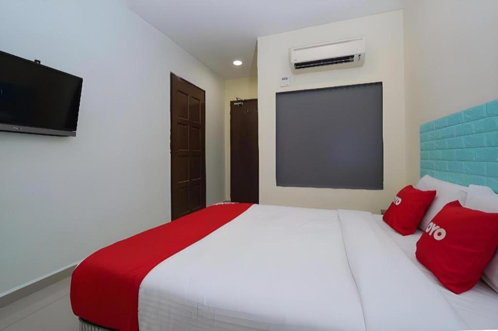 Oyo 89717 Budget Star Hotel Куала Лумпур Екстериор снимка