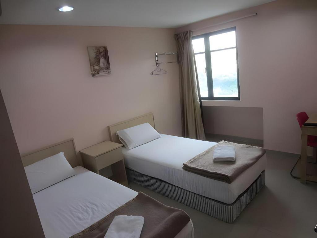 Oyo 89717 Budget Star Hotel Куала Лумпур Екстериор снимка